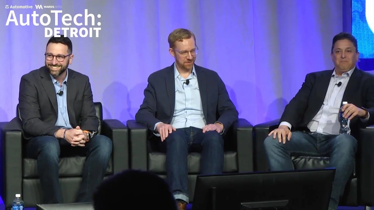 존 펠리치오, 데이브 로이프, 그리고 제프 바우틴이 AutoTech: Detroit에서 이야기한 SeatCentric 기술